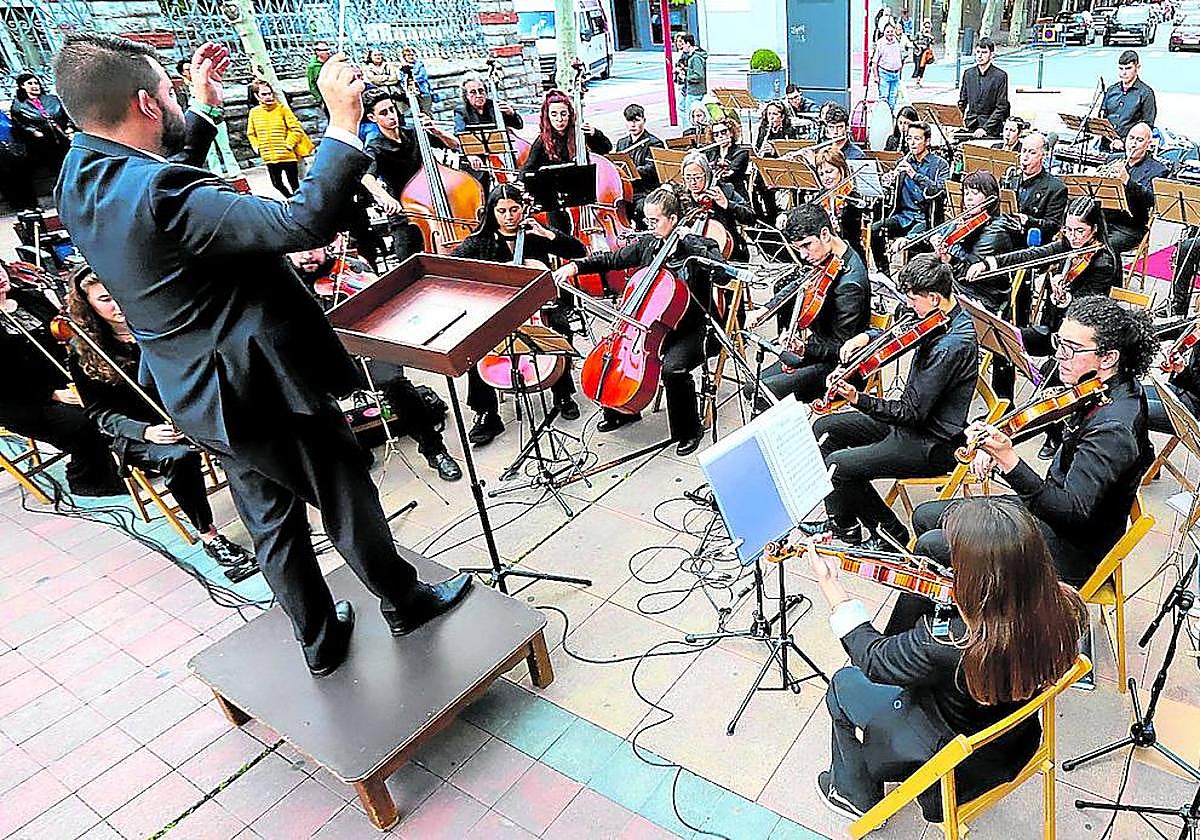 El concierto, que duró una hora, se pudo escuchar en la calle La Estación.