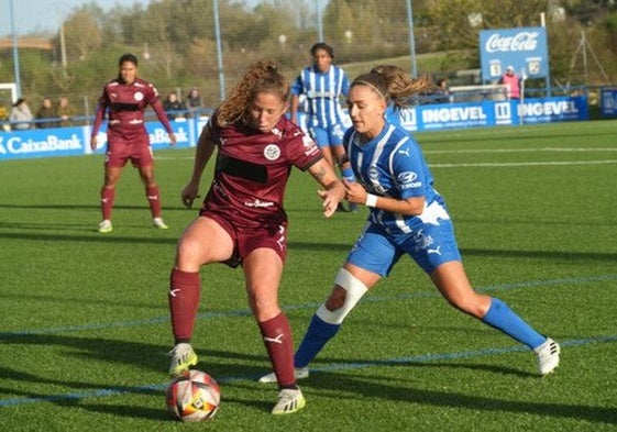 Partido de la pasada temporada disputado en Ibaia entre el Alavés femenino y el DUX de Logroño.