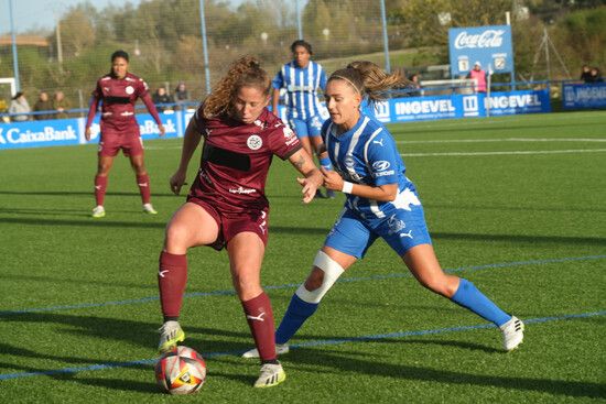 Partido de la pasada temporada disputado en Ibaia entre el Alavés femenino y el DUX de Logroño.