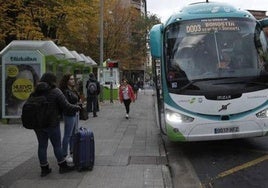 La principal razón para utilizar el autobús son los estudios y las jornadas de trabajo.