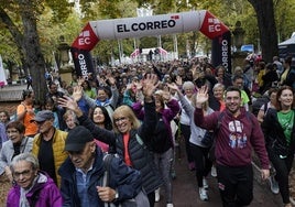 La marea 'green' llena de solidaridad las calles de Vitoria