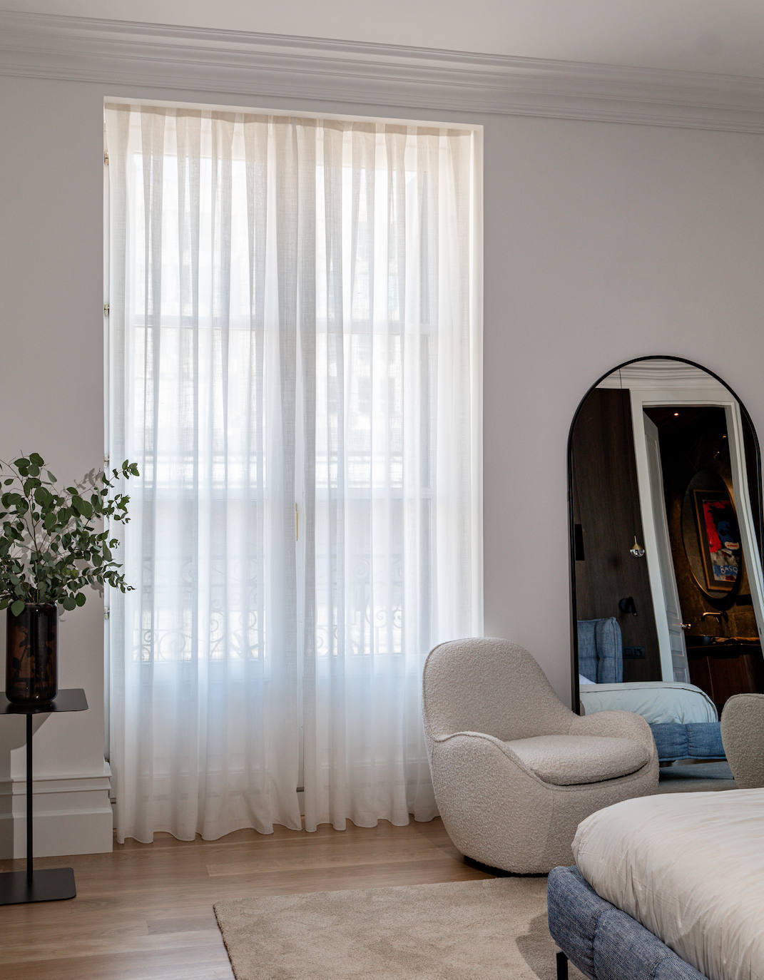 La vivienda de una familia en el Ensanche bilbaíno con más de 100 años de historia y toque moderno