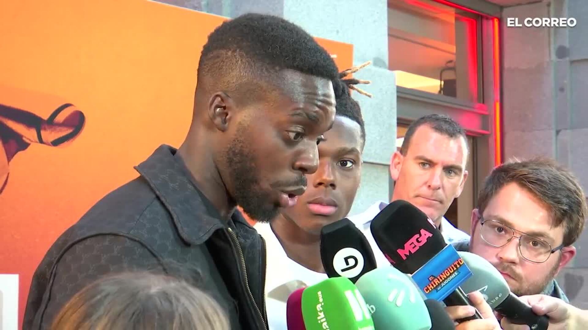 Iñaki Williams habla sobre su madre en el estreno del documental de su vida