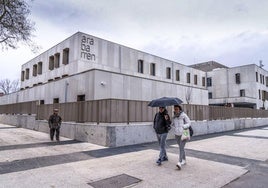 Exterior de la residencia Arabarren en Vitoria.