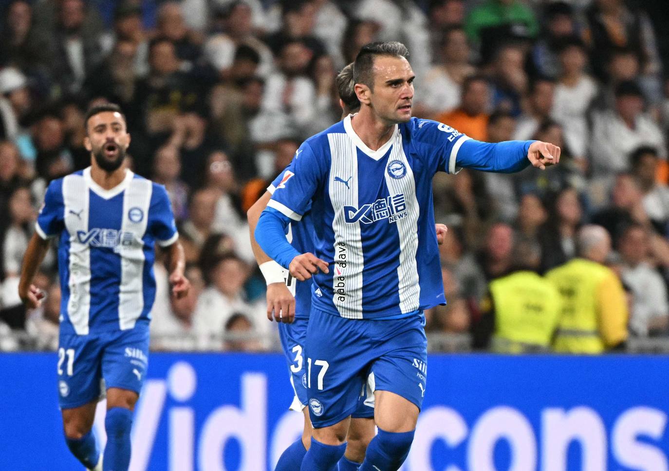 Kike pide calma tras el segundo gol.