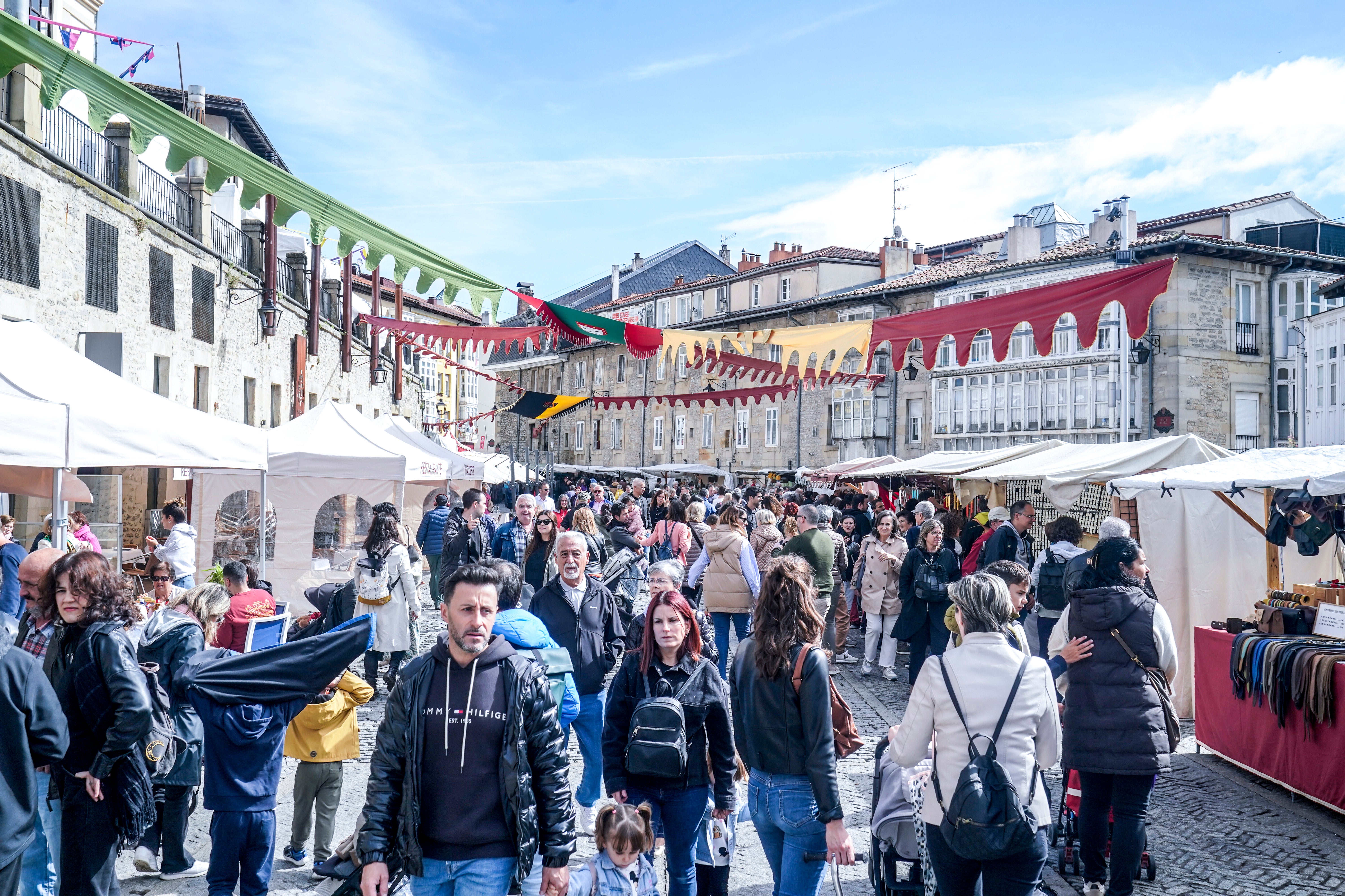 El medievo embruja Vitoria