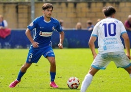 Camacho, durante el encuentro contra el Ourense en Urritxe.