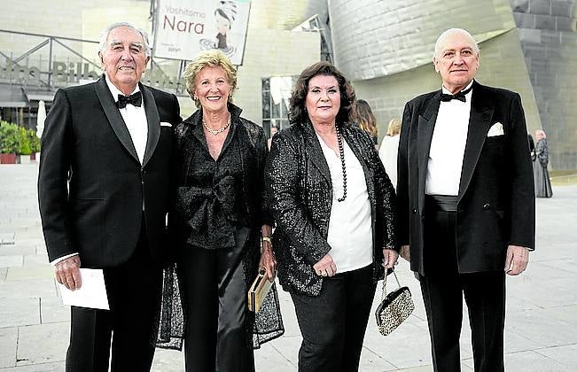 José María Arriola, Rosa Lerchundi, Begoña Lerchundi y José Alberto Pradera. 