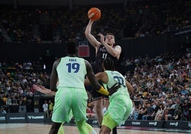 De Ridder jugó su último partido en el Bilbao Basket.