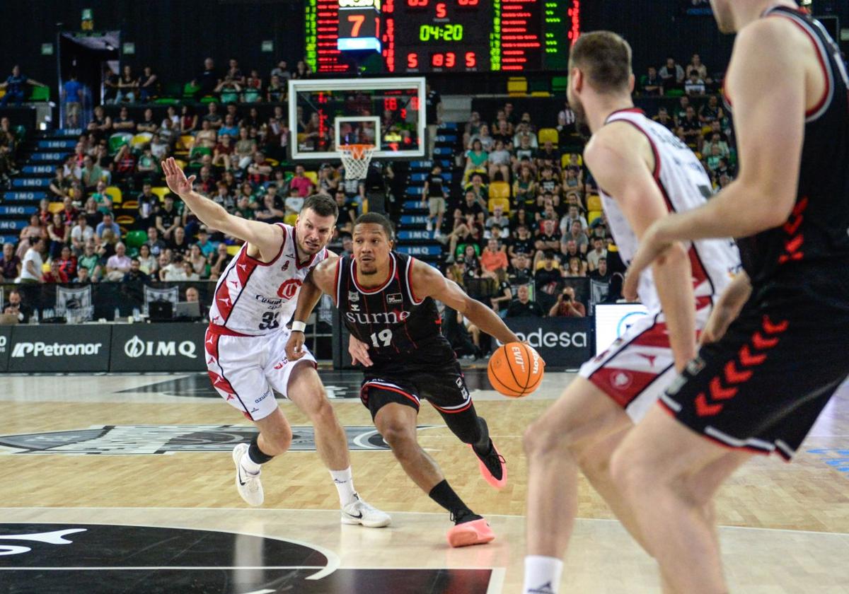 El Bilbao Basket ha jugado el penúltimo partido de la temporada en Miribilla.
