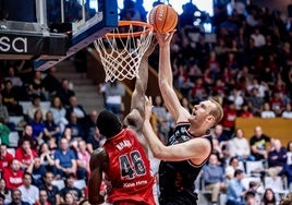 Hlinason hizo el partido de su vida en Girona y aún así no bastó para ganar.