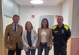 El consejero de Seguridad, Bingen Zupiria; la jefa de Organización del Departamento de Seguridad, Josune Escota; la alcaldesa, Mireia Elkoroiribe; y el jefe de la Policía Local de Durango, Igor Zenarruzabeitia.