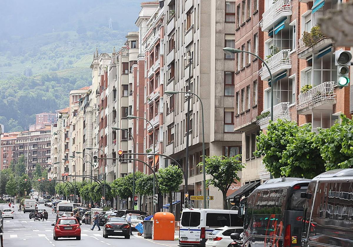 Un informe del Gobierno vasco cifra en 16.000 el número de pisos que están deshabitados en Bizkaia.