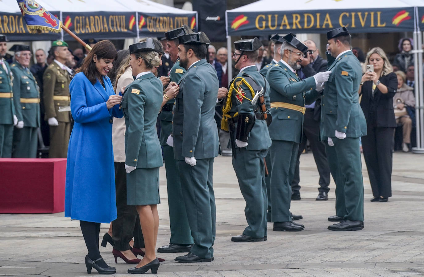 La Guardia Civil celebra el 12 de Octubre en el centro de Vitoria