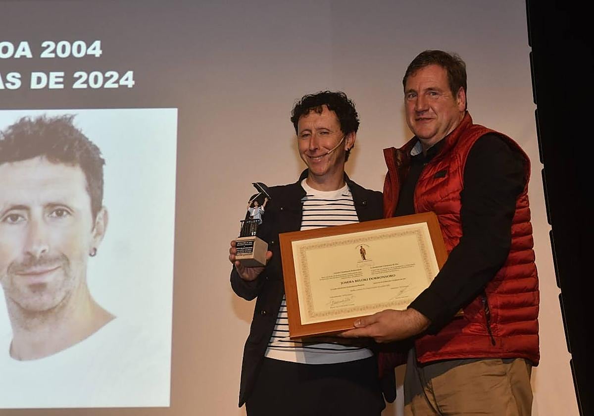 Una amena charla sobre dos ruedas