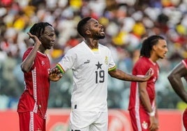 Iñaki Williams durante un partido con el combinado africano.