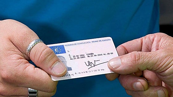El importante cambio de la DGT sobre el carnet de conducir en noviembre