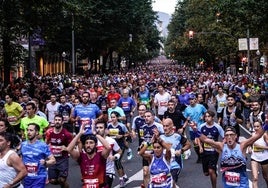 Purity Kajuju Gitonga destroza el récord del Bilbao Night en la distancia de medio maratón