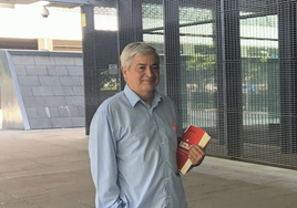 José Manuel Castells analizó en un libro la historia de ESEI, partido en cuyo origen participó en 1977.