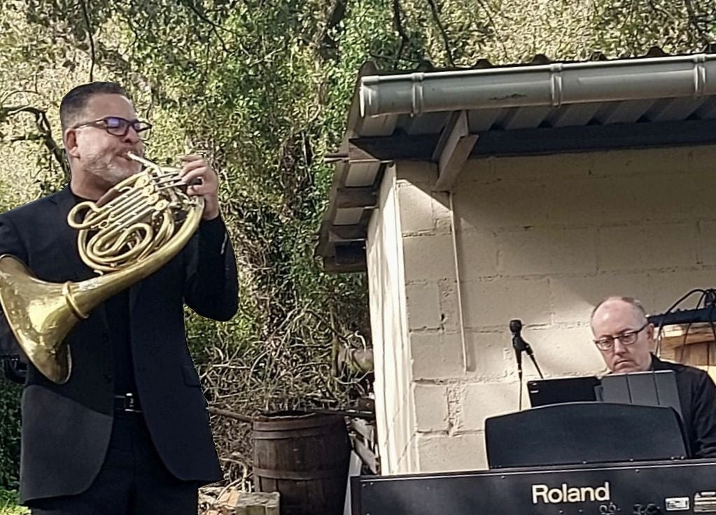 Un momento del recital de Asensi y Gladkov.