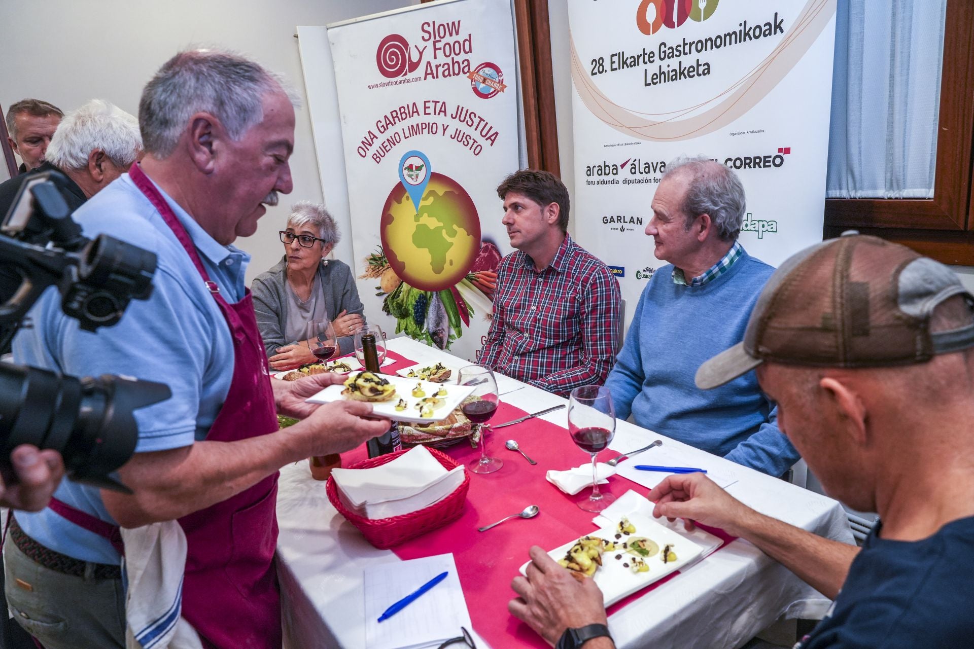 Así fue la cena de Txipristin