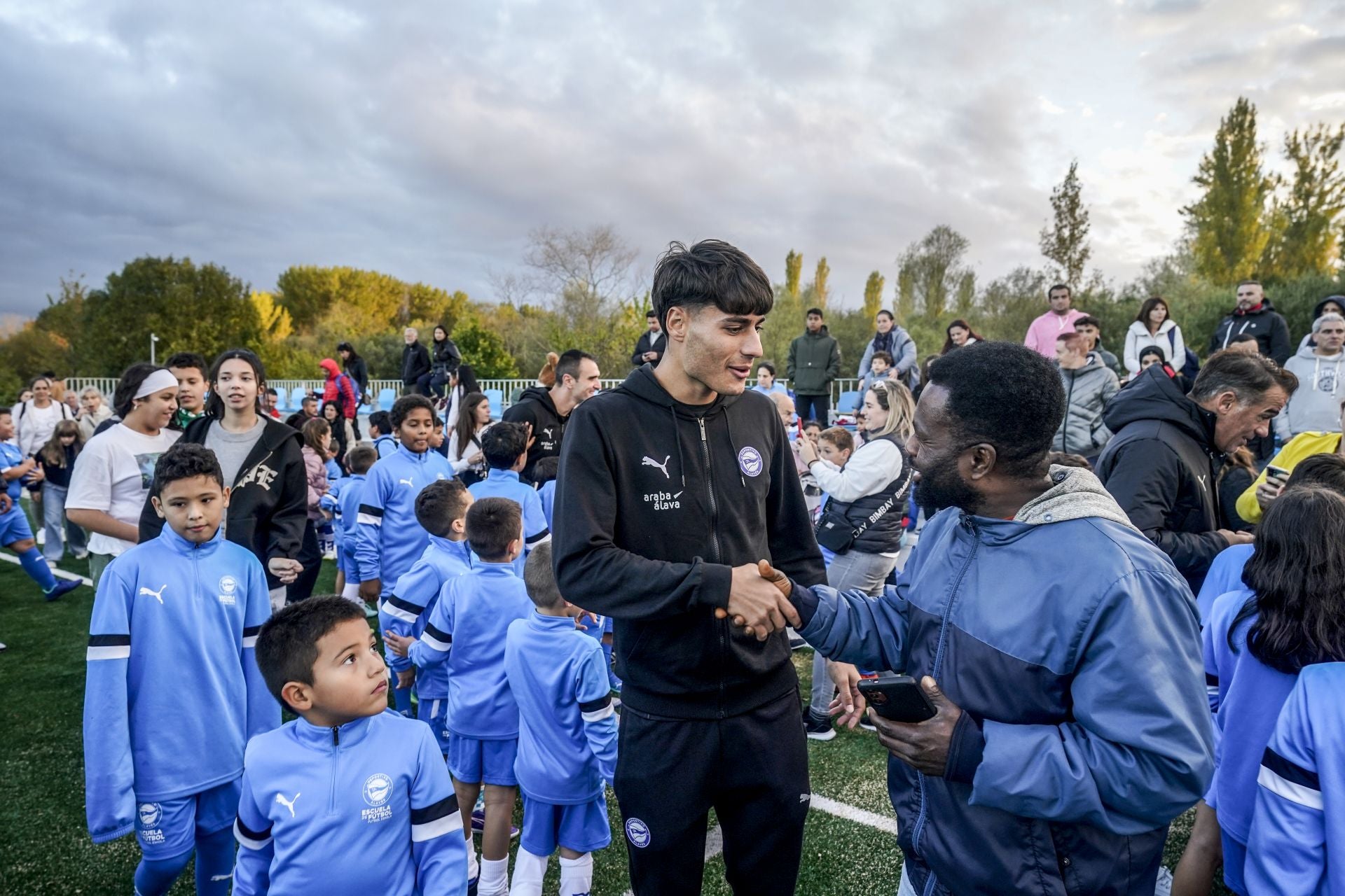 Todas las fotos del entrenamiento de la Escuela del Alavés