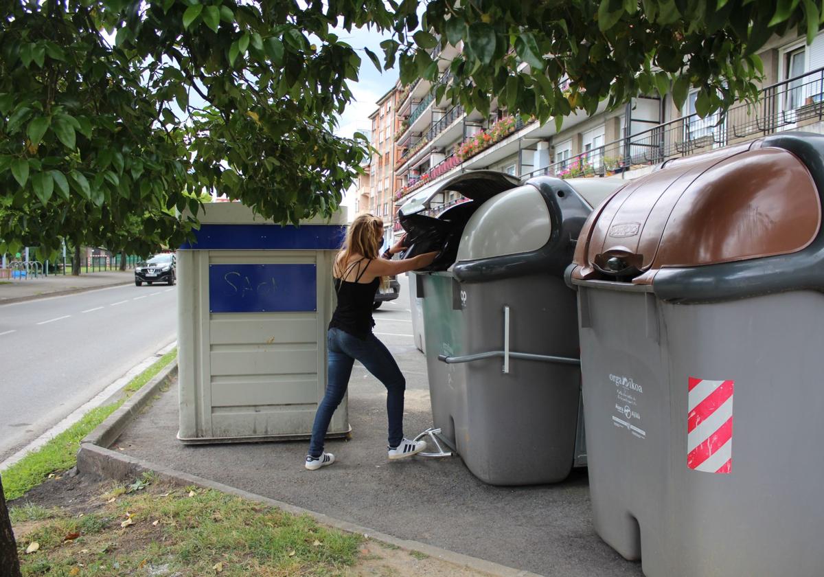 El recibo de basura pasará de 61,41 a 92,11 euros.