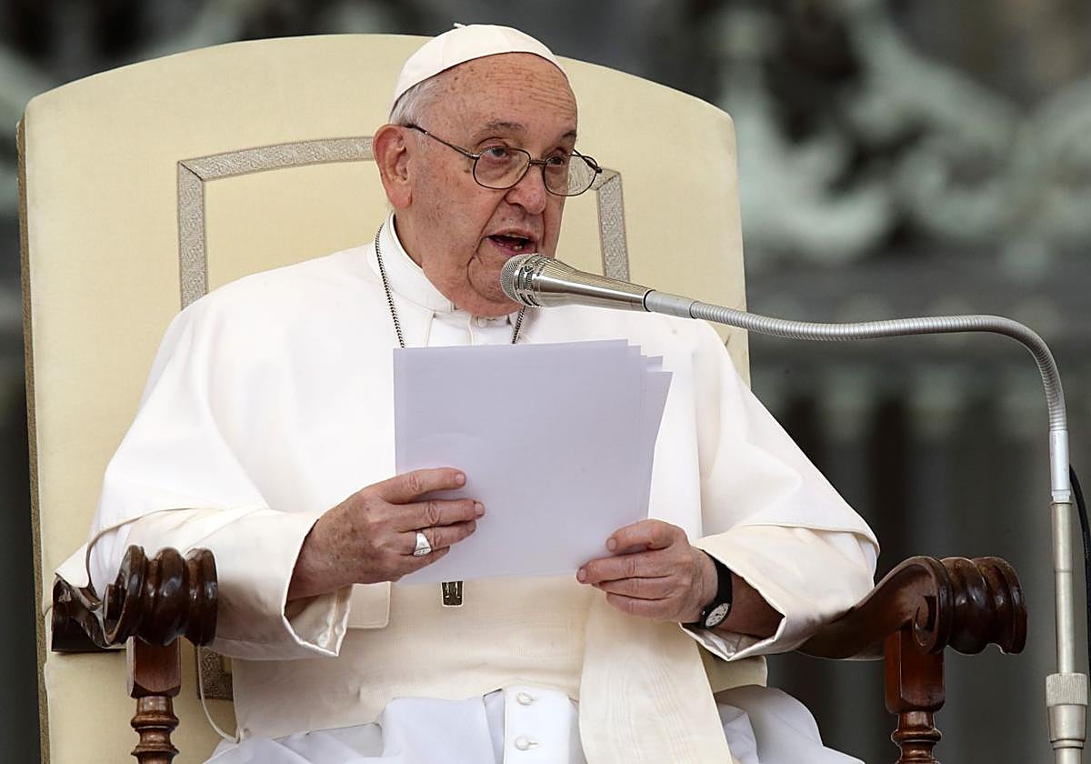 El Papa advierte en su nueva encíclica sobre los límites de la inteligencia  artificial | El Correo