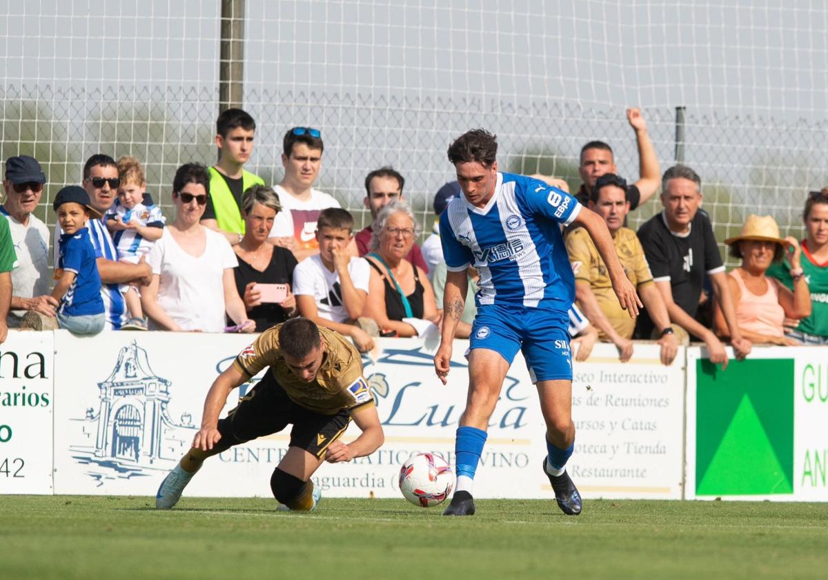 Egoitz, durante un partido de la pretemporada pasada con el Alavés.