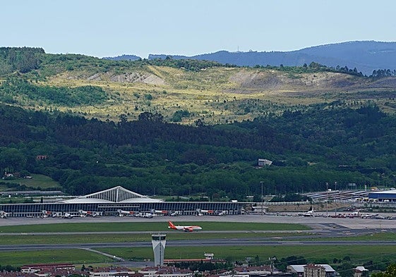 El Santander demanda a Derio por vetar el plan para construir 546 chalés sobre suelos propiedad del banco