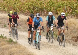 1.500 ciclistas tomarán mañana la salida en la popular prueba Orbea Gravel Rioja Alavesa.