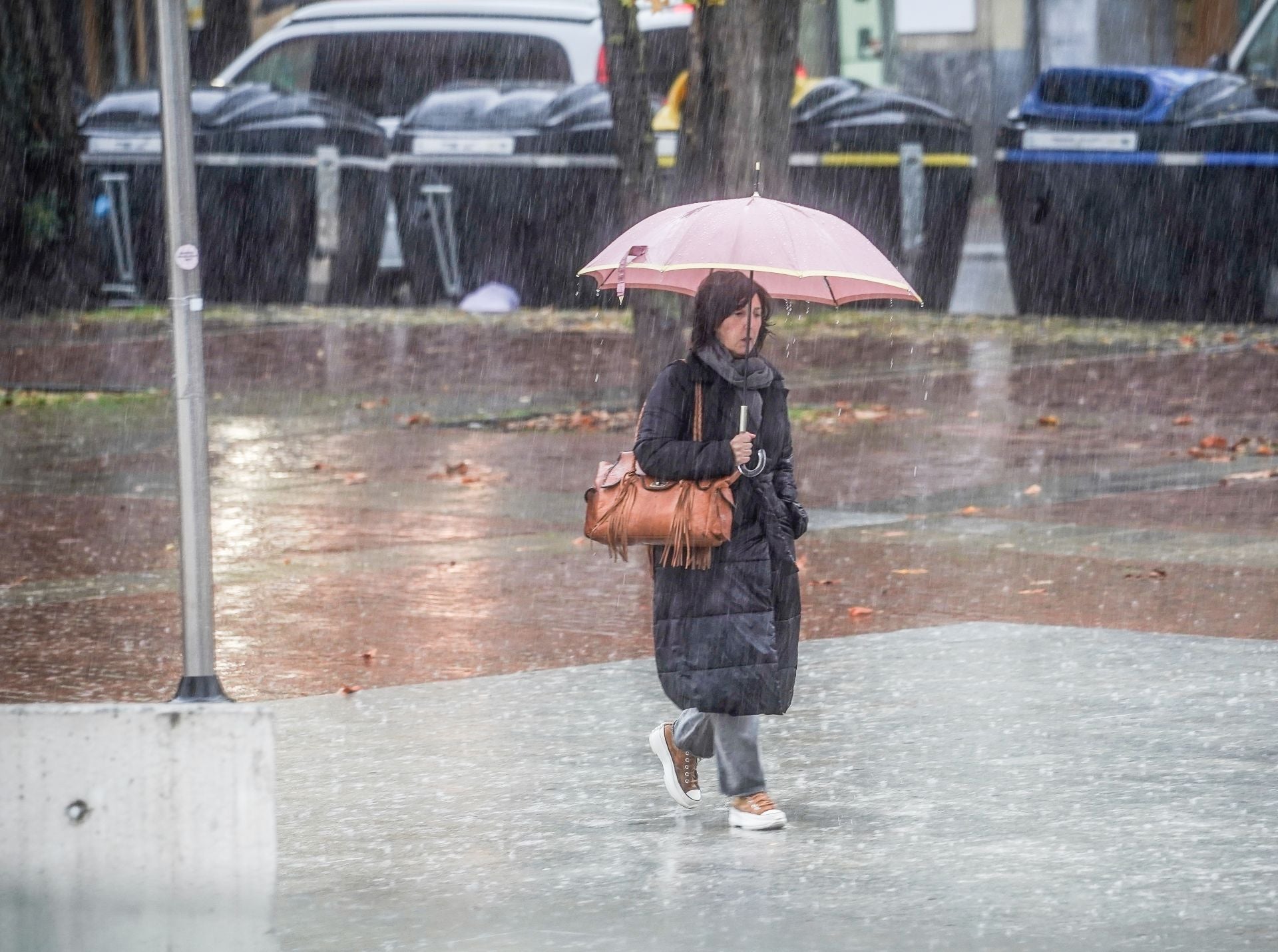 La lluvia y el frío llegan a Vitoria