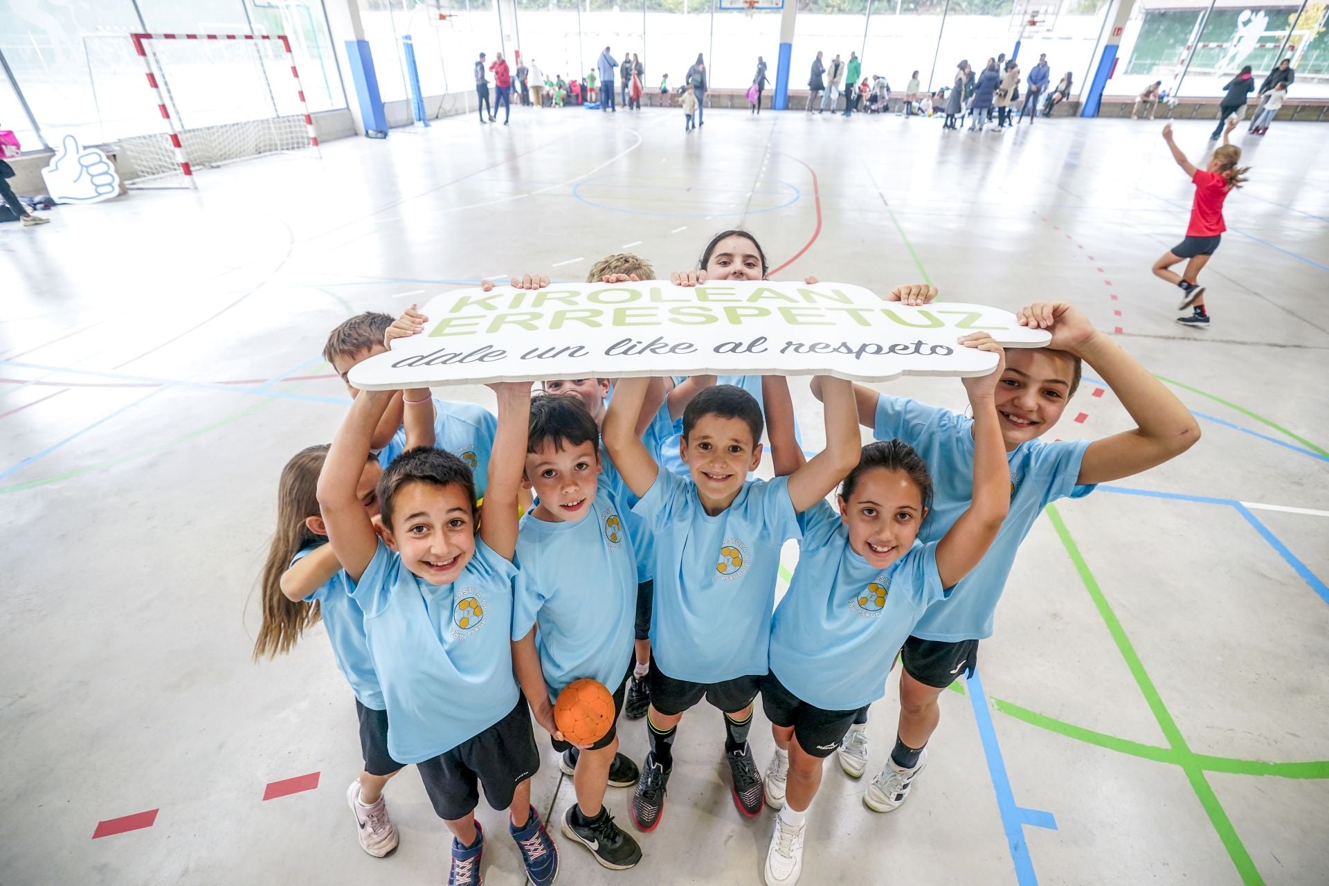 Padres y alumnos, juntos por el respeto en el deporte