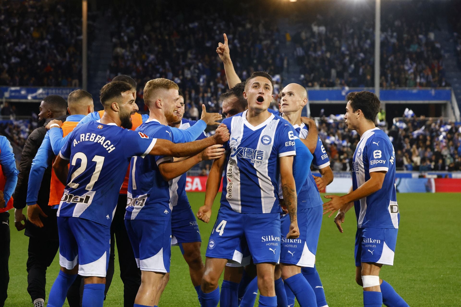 Desatasco vital en Mendizorroza