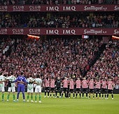 Sobrecogedor minuto de silencio en San Mamés por los fallecidos por la DANA