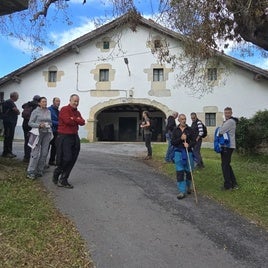 Los vecinos de Ispaster recorrerán el municipio para adecentar varias zonas.