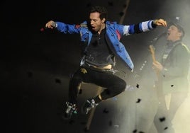 Chris Martin, el último en caer del escenario