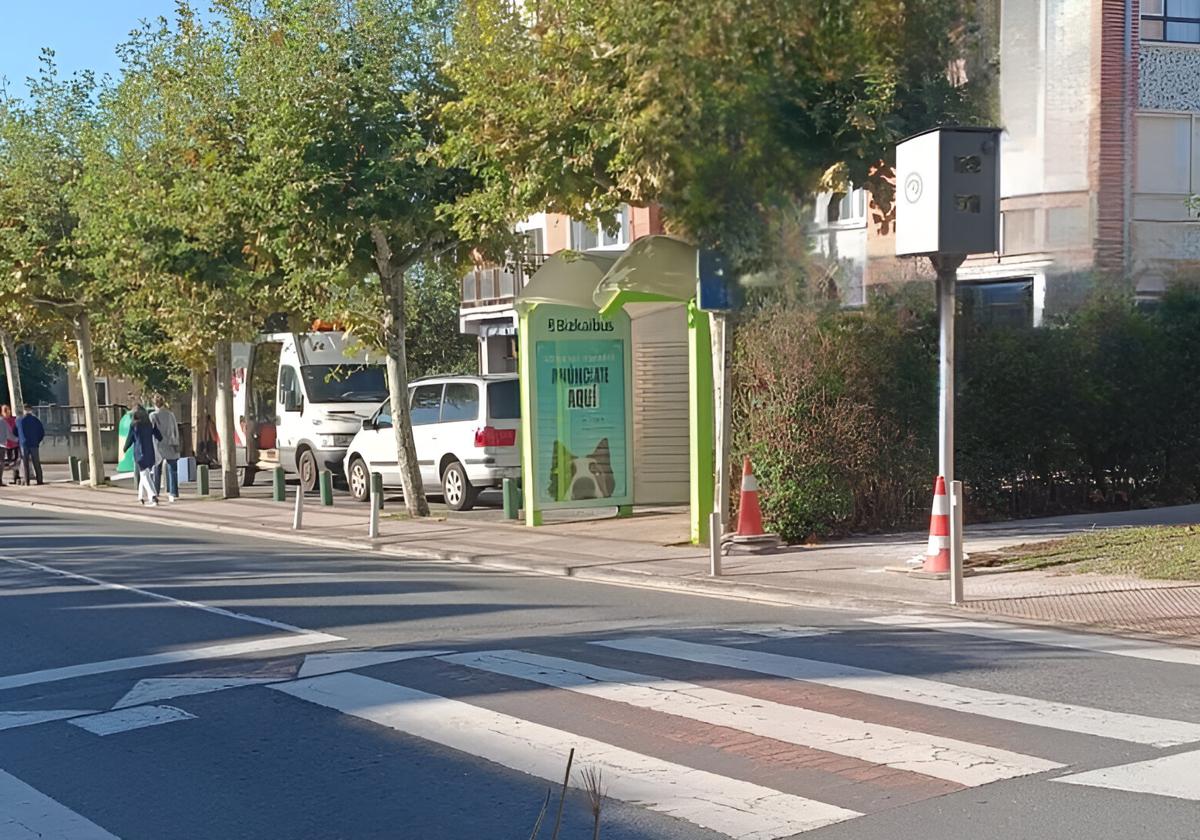 El radar se ubica en el cruce entre las calles Simón Otxandategi, Armuru Bidea y Lukategi.