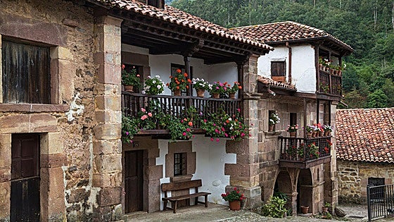 El menos célebre de los 'Pueblos más Bonitos' de España, una joya a tiro de piedra de Bilbao