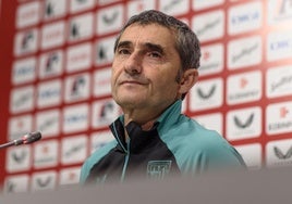 Ernesto Valverde, en una rueda de prensa.