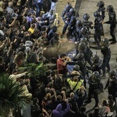 31 policías heridos en los altercados de la manifestación de Valencia