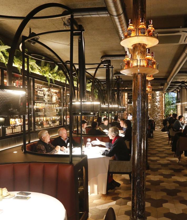 Imagen secundaria 2 - El conocido restaurante de Bilbao que recomienda una influencer para comer chuleta: «De las mejores que he probado»