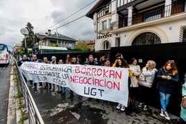 Los sindicatos protestaron el pasado lunes frente a la futura sede de SEA