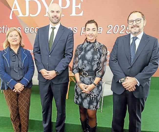 Julia Diéguez, Lander Rubio, Susana Andrés y José María Rojo.