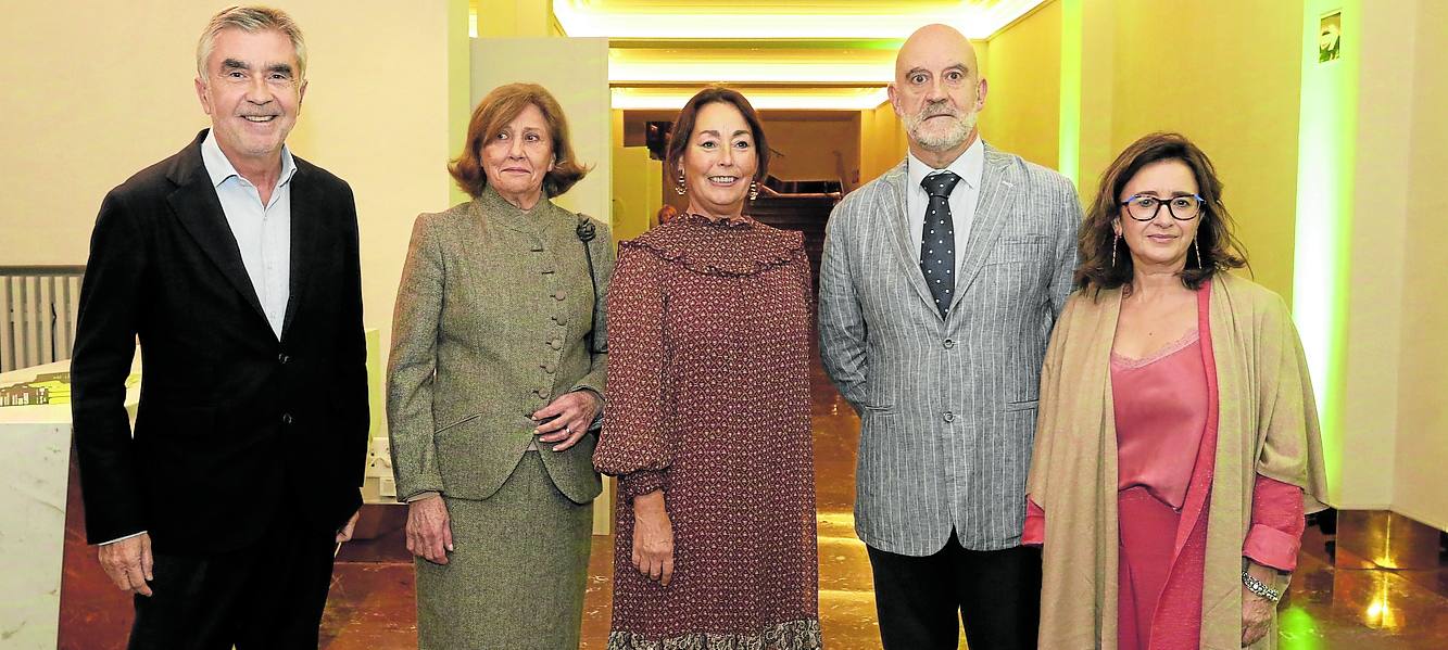 Iñaki Arechabaleta, Teresa Querejazu, Ana Aurteneche, Juan Pablo Aia Zulaika y Salvia Hierro Zatón.