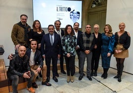 El equipo artístico que participa en 'Il trittico', con Juan Carlos Matellanes y Cesidio Niño (presidente y director artístico de la ABAO) y Laura Poderoso (subdirectora de la Fundación BBVA).