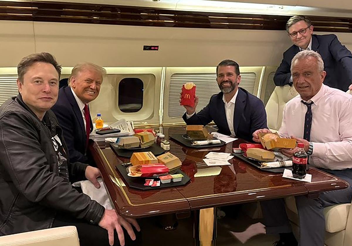 Los Trump 'cocinan' la polémica con hamburguesas de McDonald's: «La vida saludable empieza mañana»