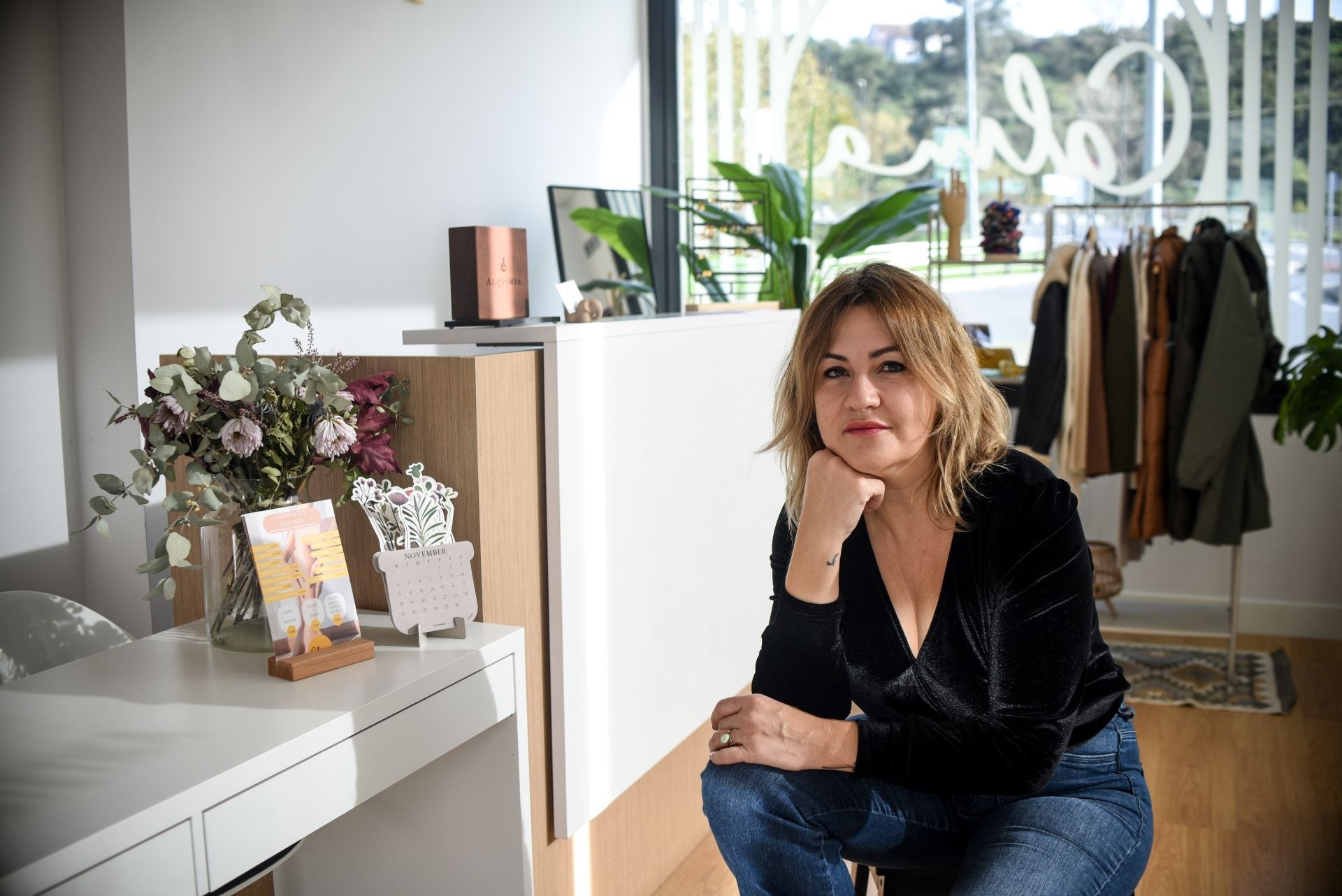 El novedoso espacio de Trapagaran en el que comprar ropa, hacer yoga o aprender a coser