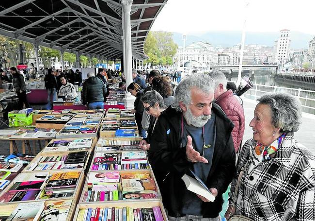 El puesto de Javier Sousa, de El Guardián de las Palabras.