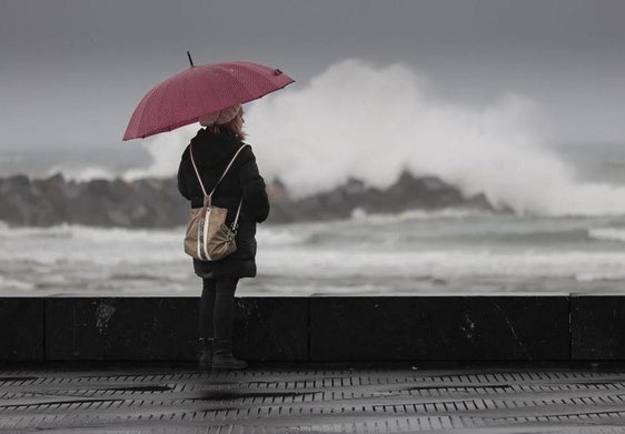 Más de 100 litros en Hondarribia y cuatro gotas en Beasain: la borrasca 'Caetano' se ceba con la costa de Gipuzkoa